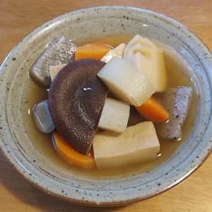 あごだしdeやさしい味の高野豆腐と野菜の煮物